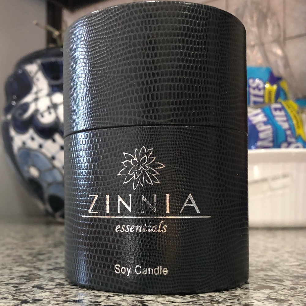 Zinnia| Chardonnay soy candle